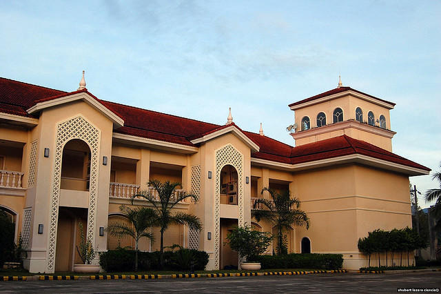 Club Morocco Resort And Country Club Subic Exterior photo